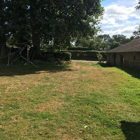 La Roulotte Chainoux Bains-sur-Oust Luaran gambar