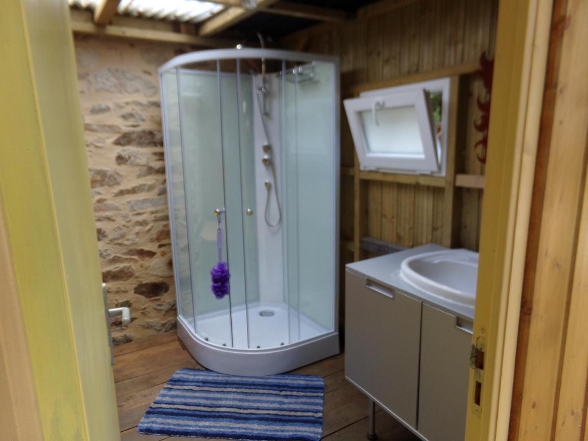 La Roulotte Chainoux Bains-sur-Oust Luaran gambar
